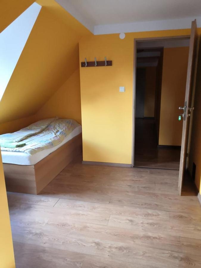 Zamek Ostrowski Villa Chojnik Esterno foto